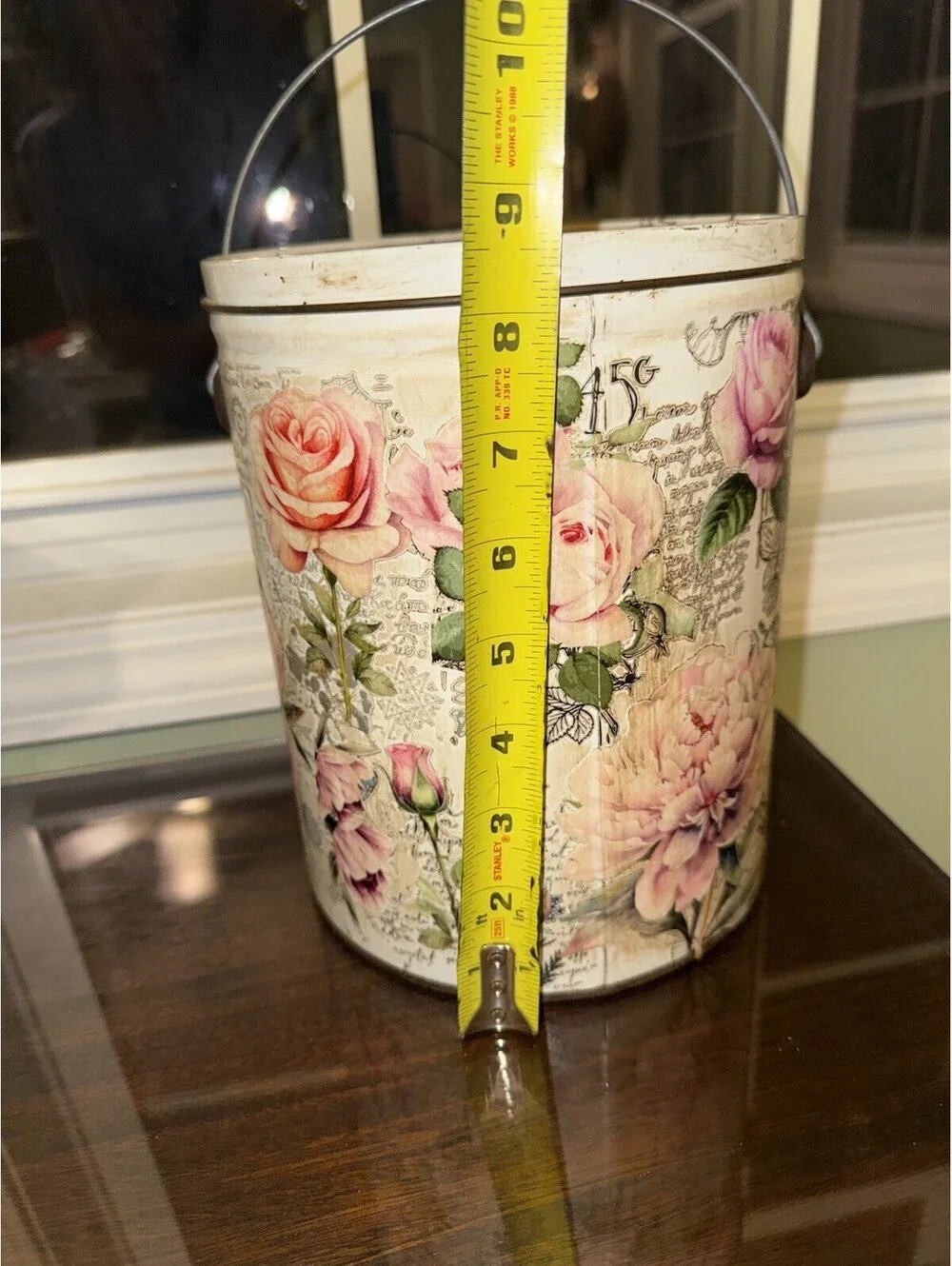 Vintage inspired decorative Pink Roses Tin Canister/Lid, shabby chic,cottagecore